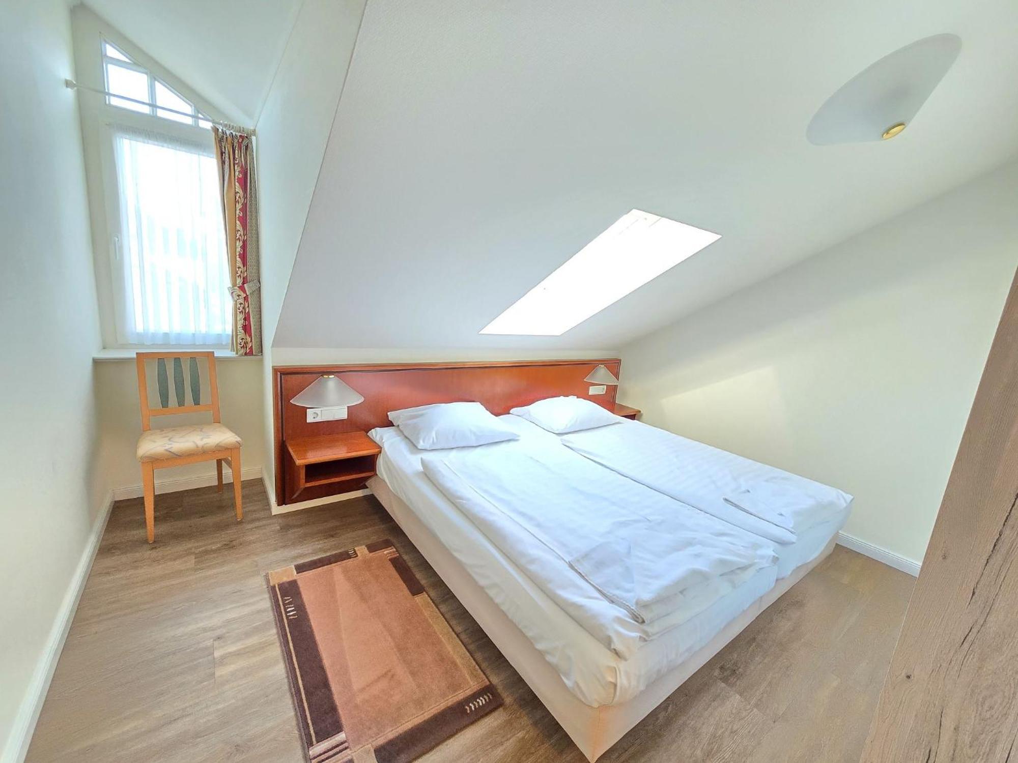 Apartment Komfort Mit 2 Schlafzimmern Und Balkon Im Dachgeschoss 218 Ostseebad Binz